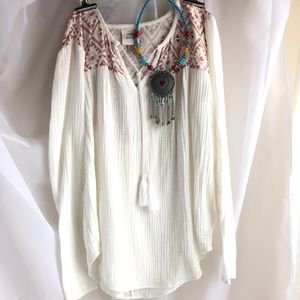 Off white flow shirt